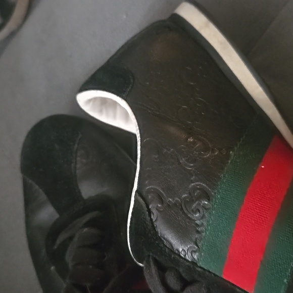 Gucci - Picture 3 of 4